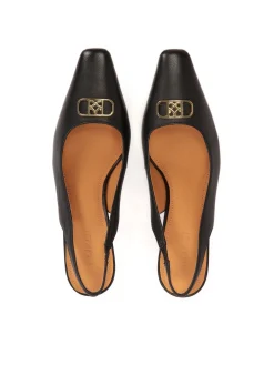Czarne czółenka slingback z wąskim kwadratowym noskiem