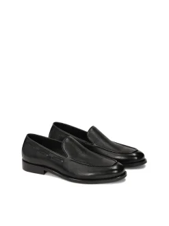 Czarne loafersy z naturalnej skóry