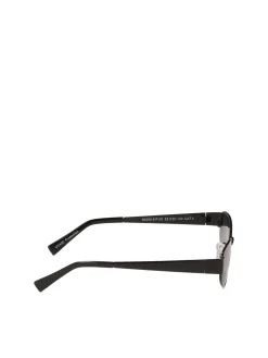 Czarne okulary z metalową oprawką