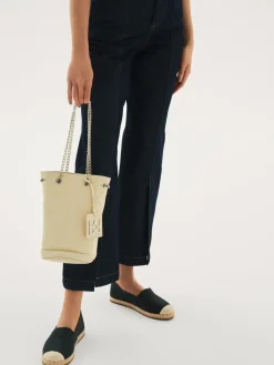 Czarne półbuty damskie