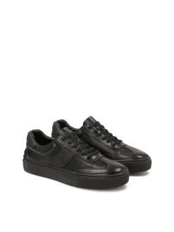 Czarne skórzane sneakersy z gumą na pięcie