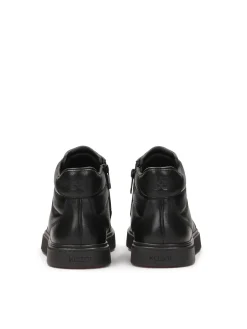 Czarne sneakersy z wysoką cholewką