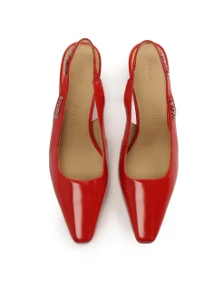 Czerwone czółenka slingback na kielichowym obcasie