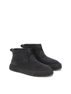 Granatowe sneakersy z krótkim sznurowaniem