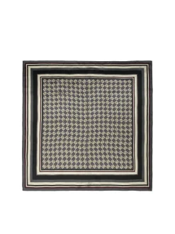 Jedwabna apaszka w monogramy KAZAR