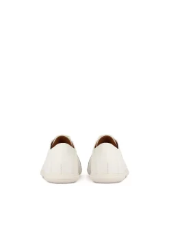 Minimalistyczne białe sneakersy ze skóry