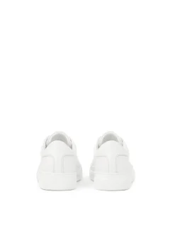 Minimalistyczne sneakersy w białym kolorze