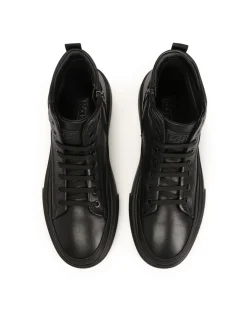 Modne sneakersy z wysoką cholewką