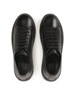 Niskie czarne sneakersy