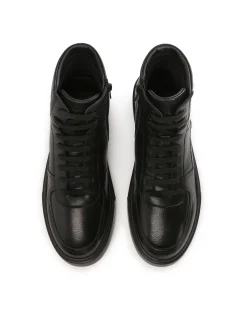 Ocieplane sneakersy męskie w czarnym kolorze