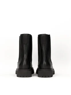 Skórzane botki typu chelsea boots