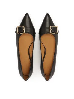 Skórzane czółenka z obcasami typu kitten heel