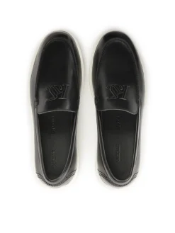 Wsuwane czarne loafersy z białą podeszwą typu sneakers