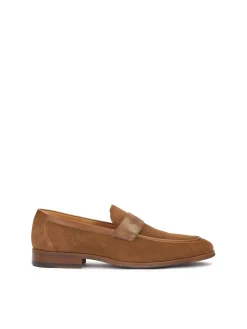 Zamszowe brązowe loafersy z perforacją